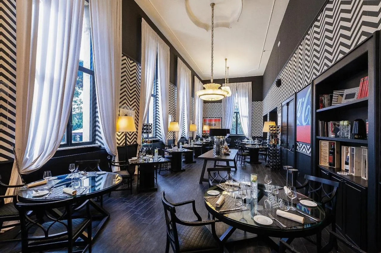 Hotel Th Roma - Carpegna Palace