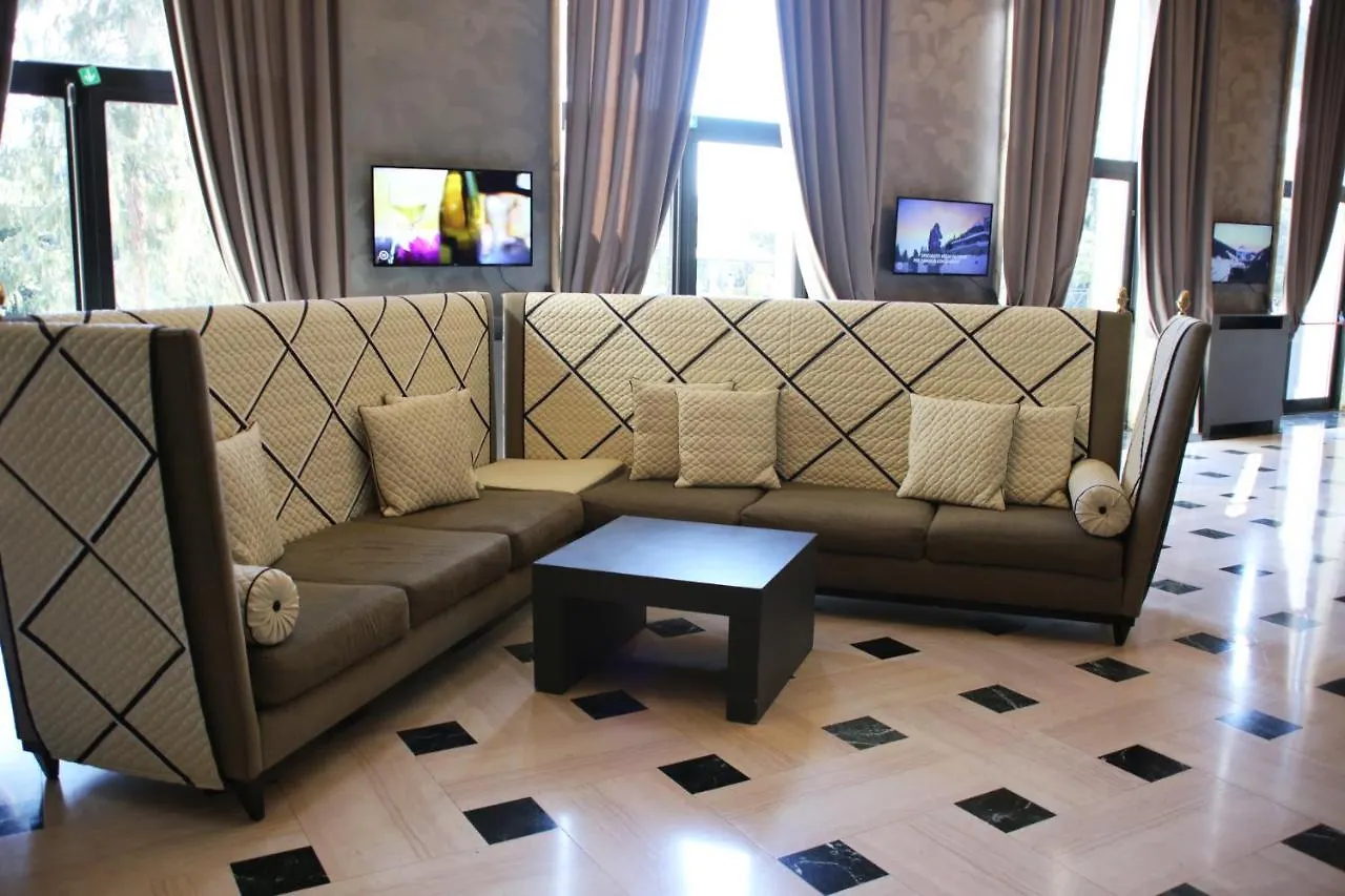 Th Roma - Carpegna Palace Italy