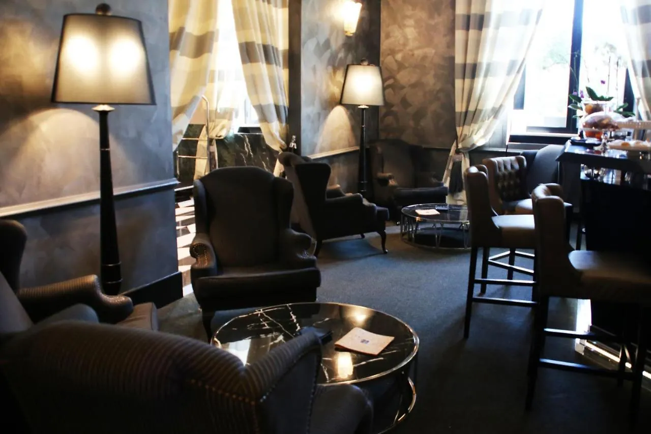 Th Roma - Carpegna Palace Hotel