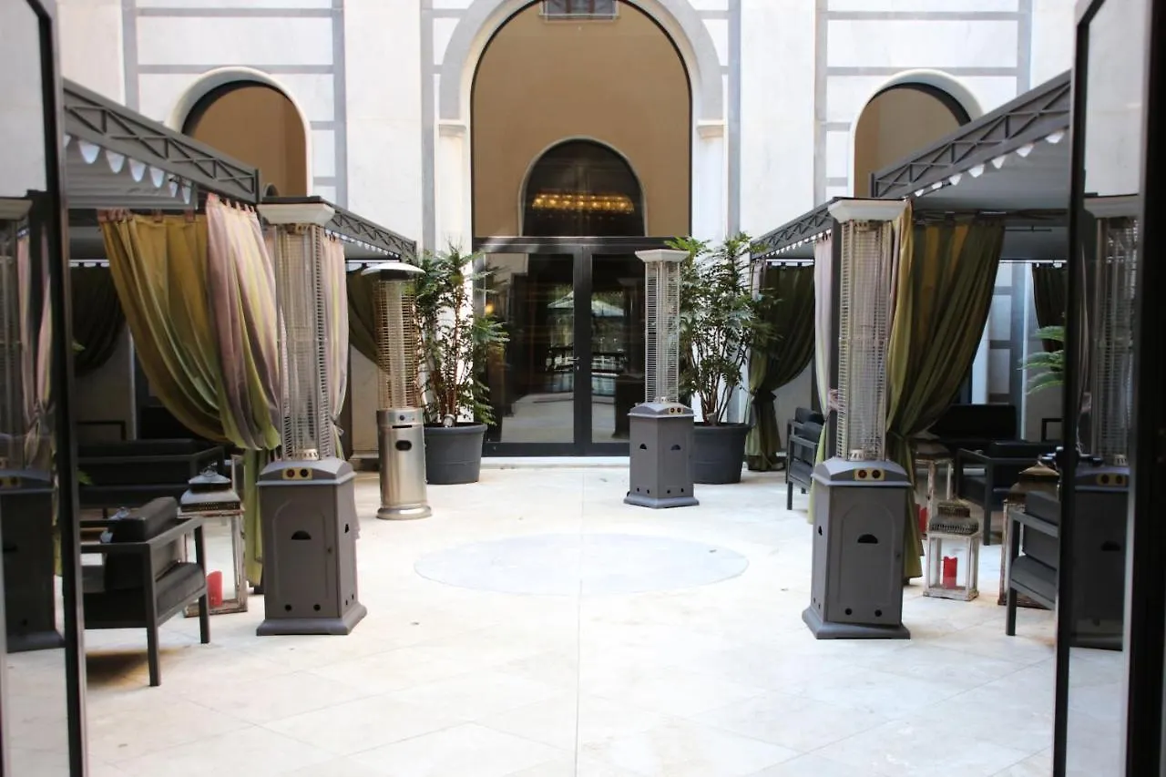 Th Roma - Carpegna Palace Italy