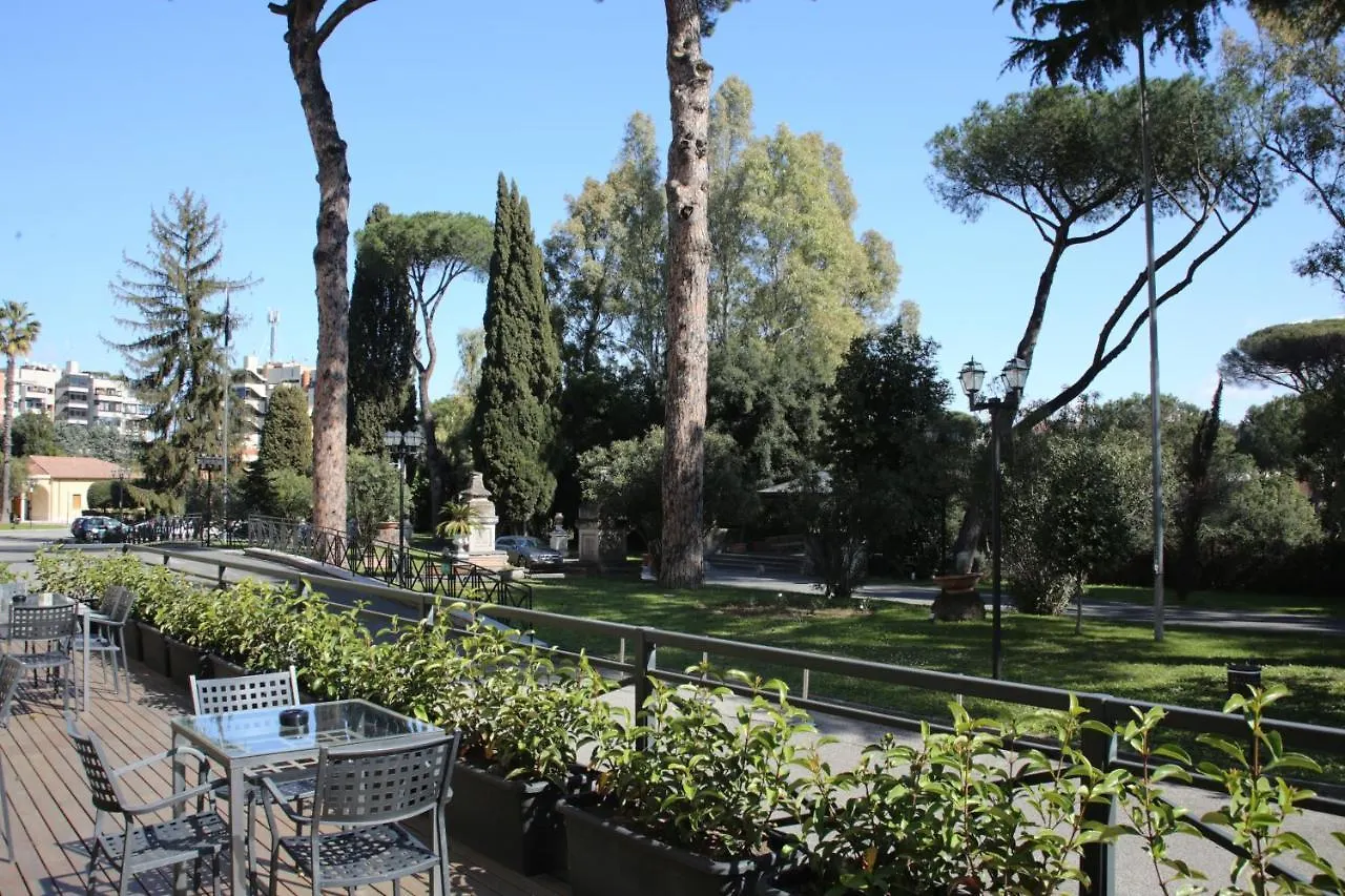 Th Roma - Carpegna Palace Hotel
