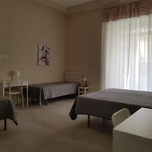 Oda ve Kahvaltı La Sapienza Napoli