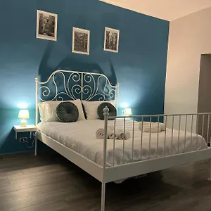 Konukevi Hacienda House Napoli