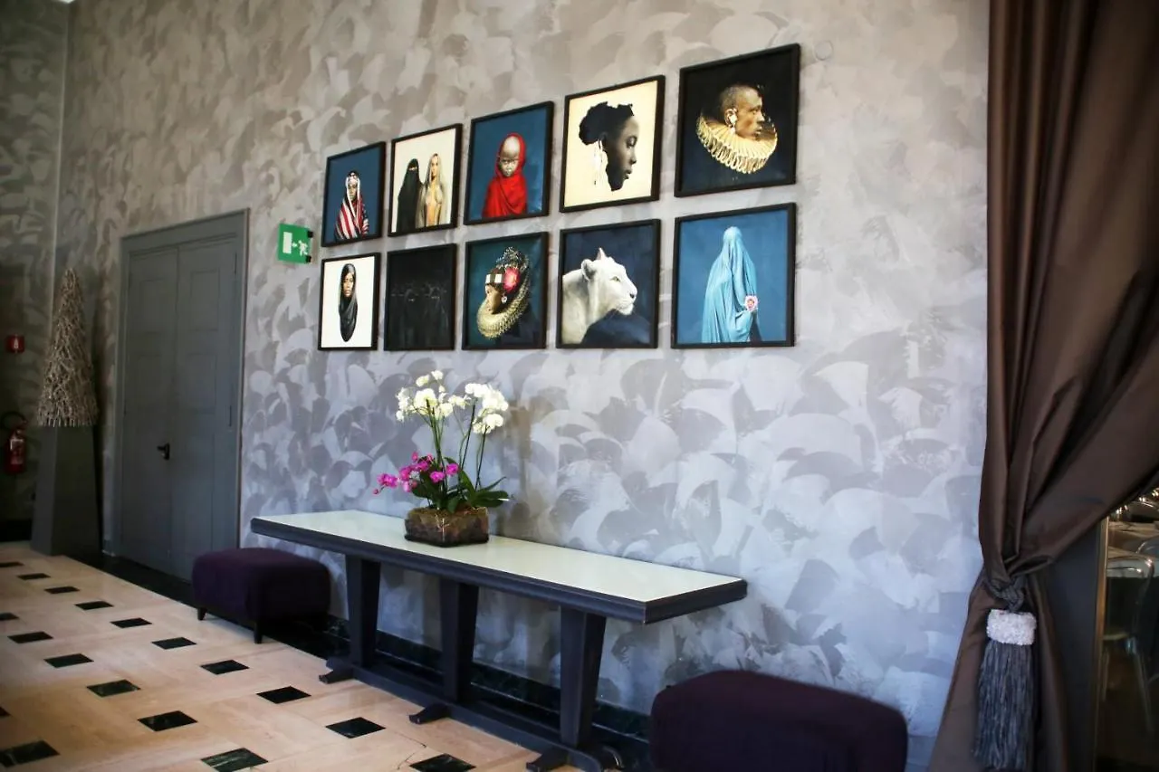 Th Roma - Carpegna Palace Rome