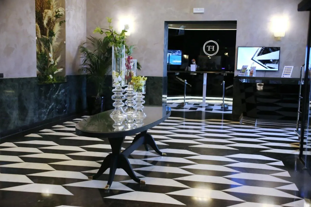 Hotel Th Roma - Carpegna Palace