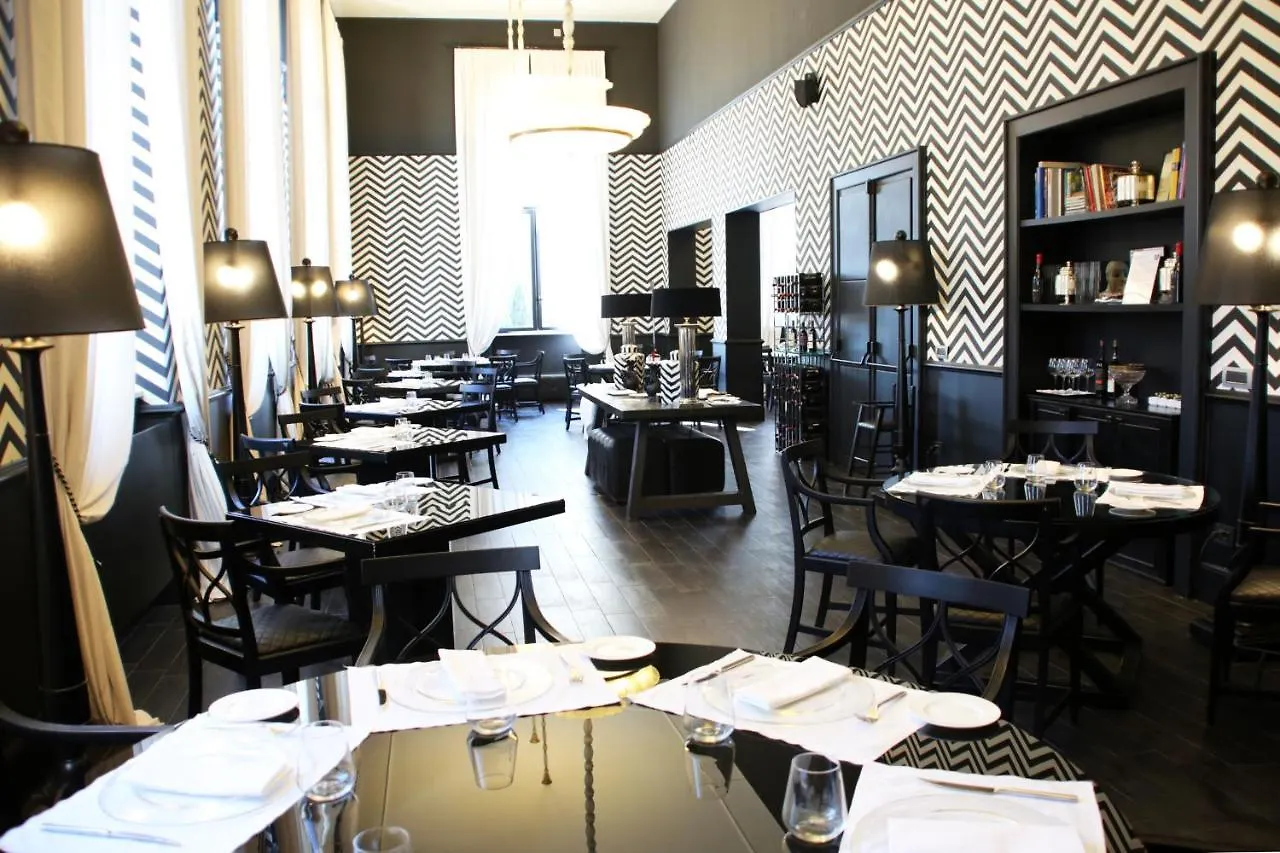 Hotel Th Roma - Carpegna Palace