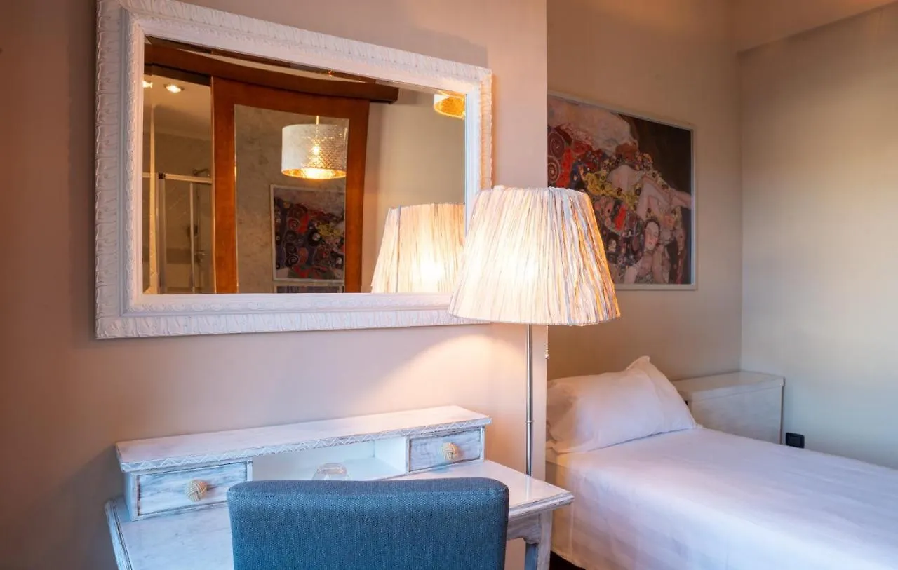 Th Roma - Carpegna Palace Rome