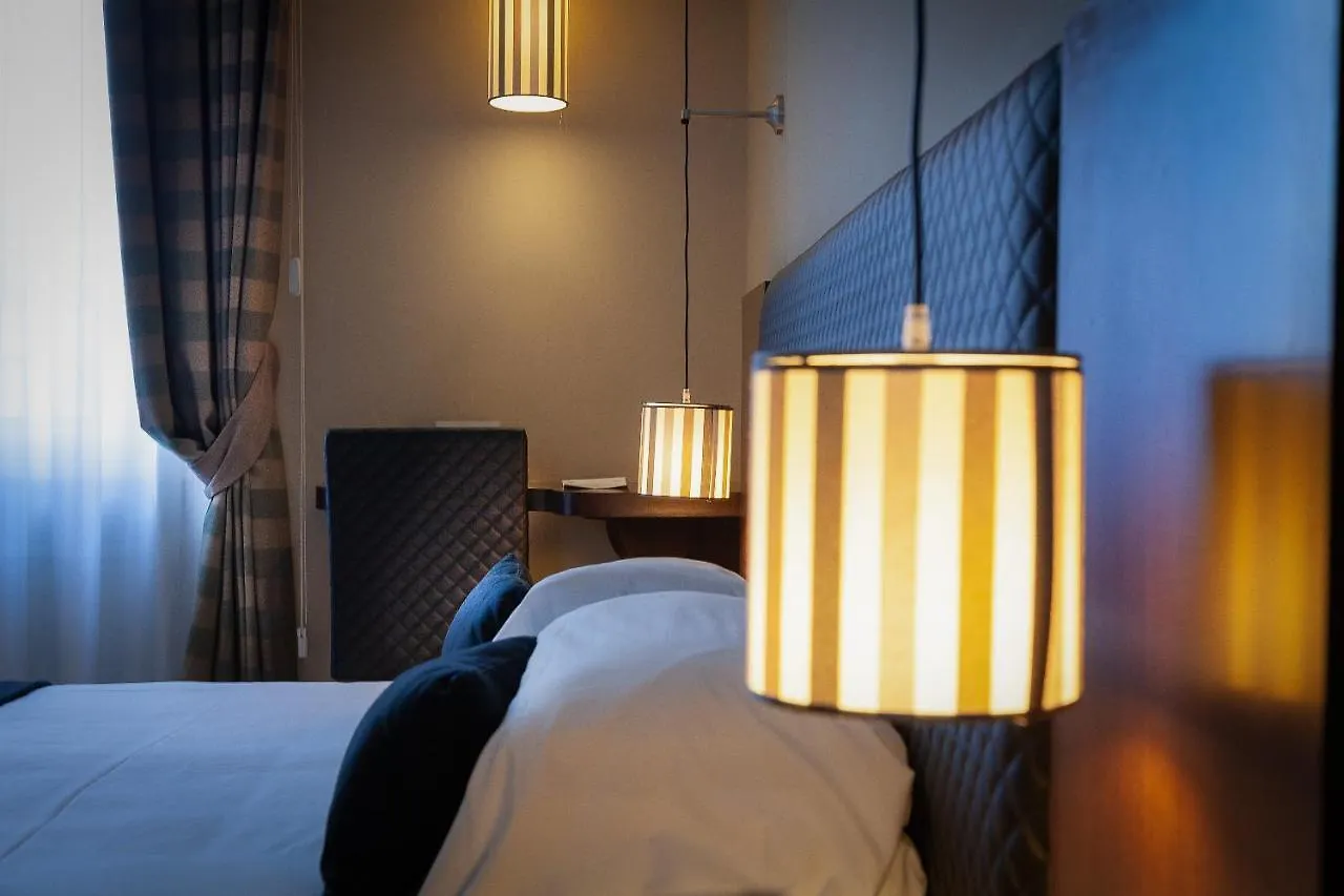 Hotel Th Roma - Carpegna Palace