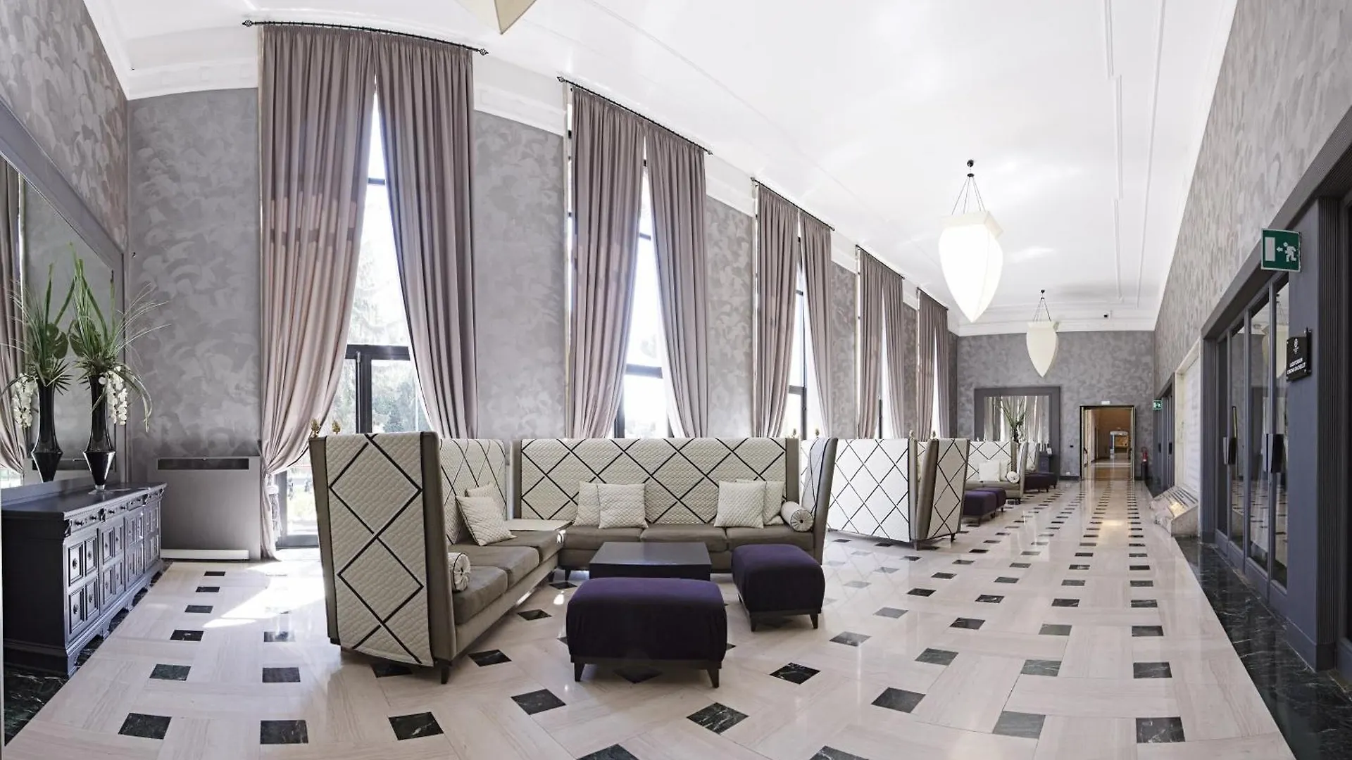 Hotel Th Roma - Carpegna Palace
